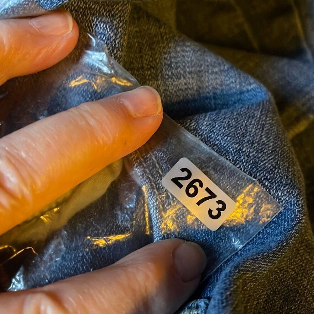 Levi’s 505 straight size 16. - Picture 8 of 8